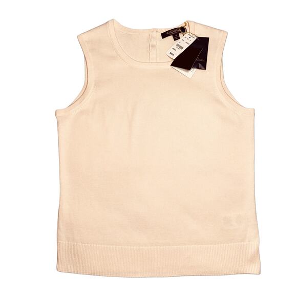 Brooks Brothers Tops - Classic Brooks Brothers pale peach sleeveless knit blouse